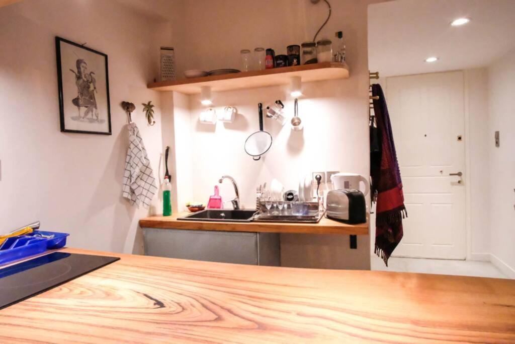Calm And Cozy Flat With Romantic Garden Aten Exteriör bild